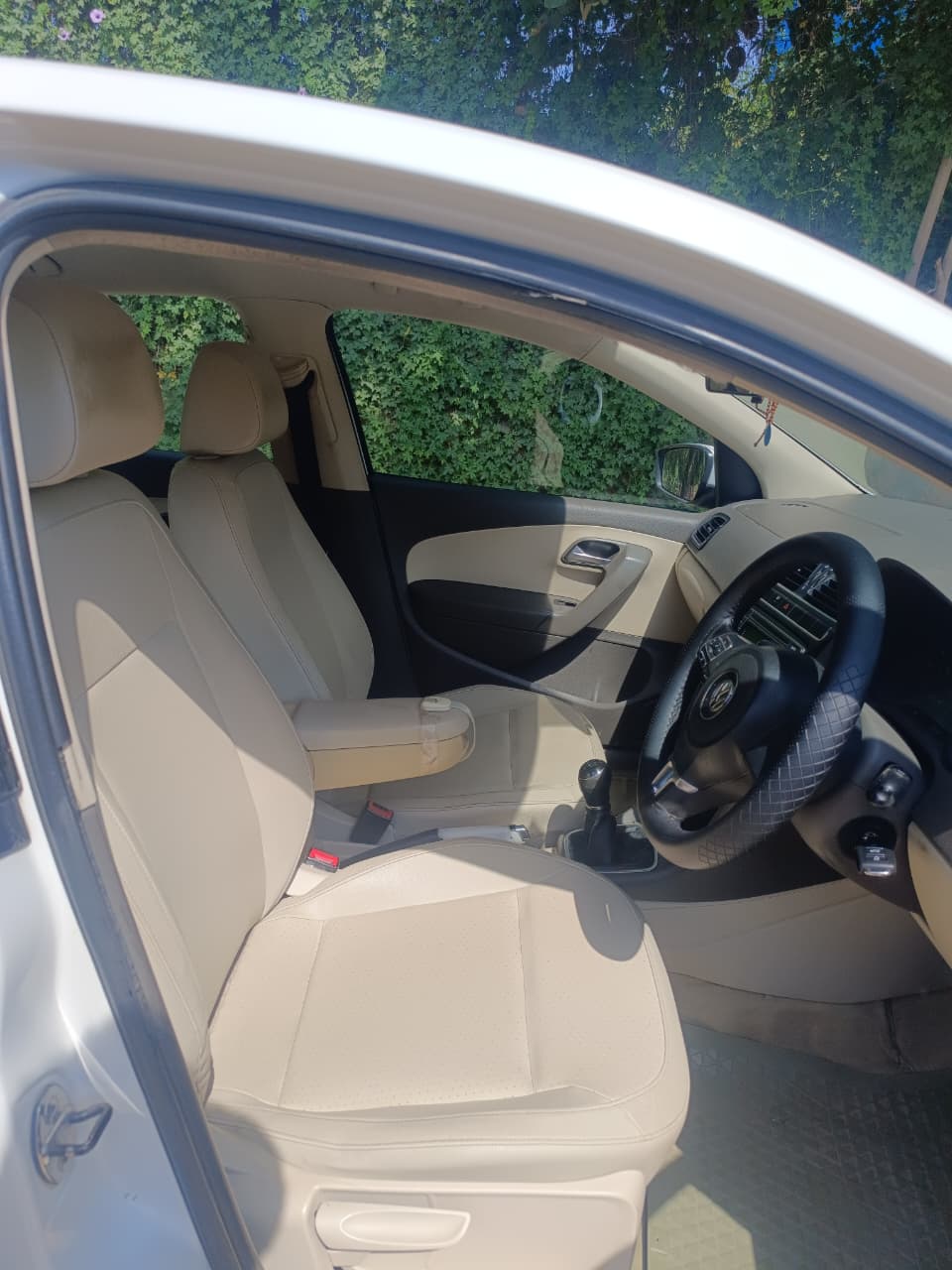 Volkswagen Vento(2012-2014) Highline Petrol